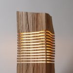 Деревянный светильник